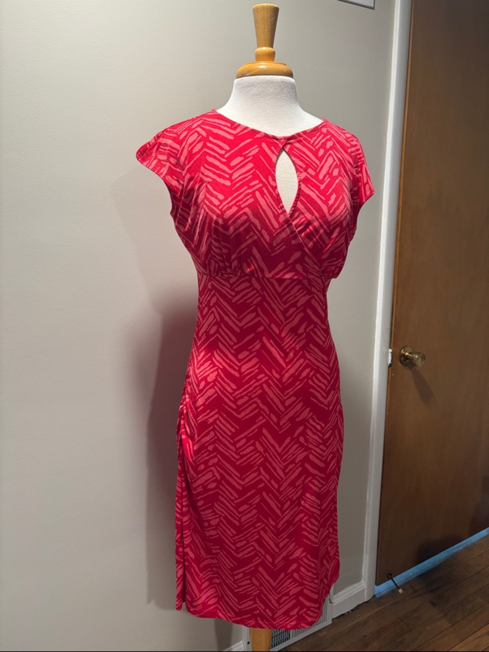 Apt. 9 Red Patterned Cap-Sleeve Keyhole Midi Dress